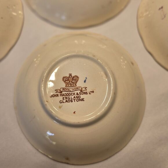 Antique (1896-1920) John Maddock & Sons Royal Ivory Gladstone 6 Berry Bowls - Picture 10 of 16